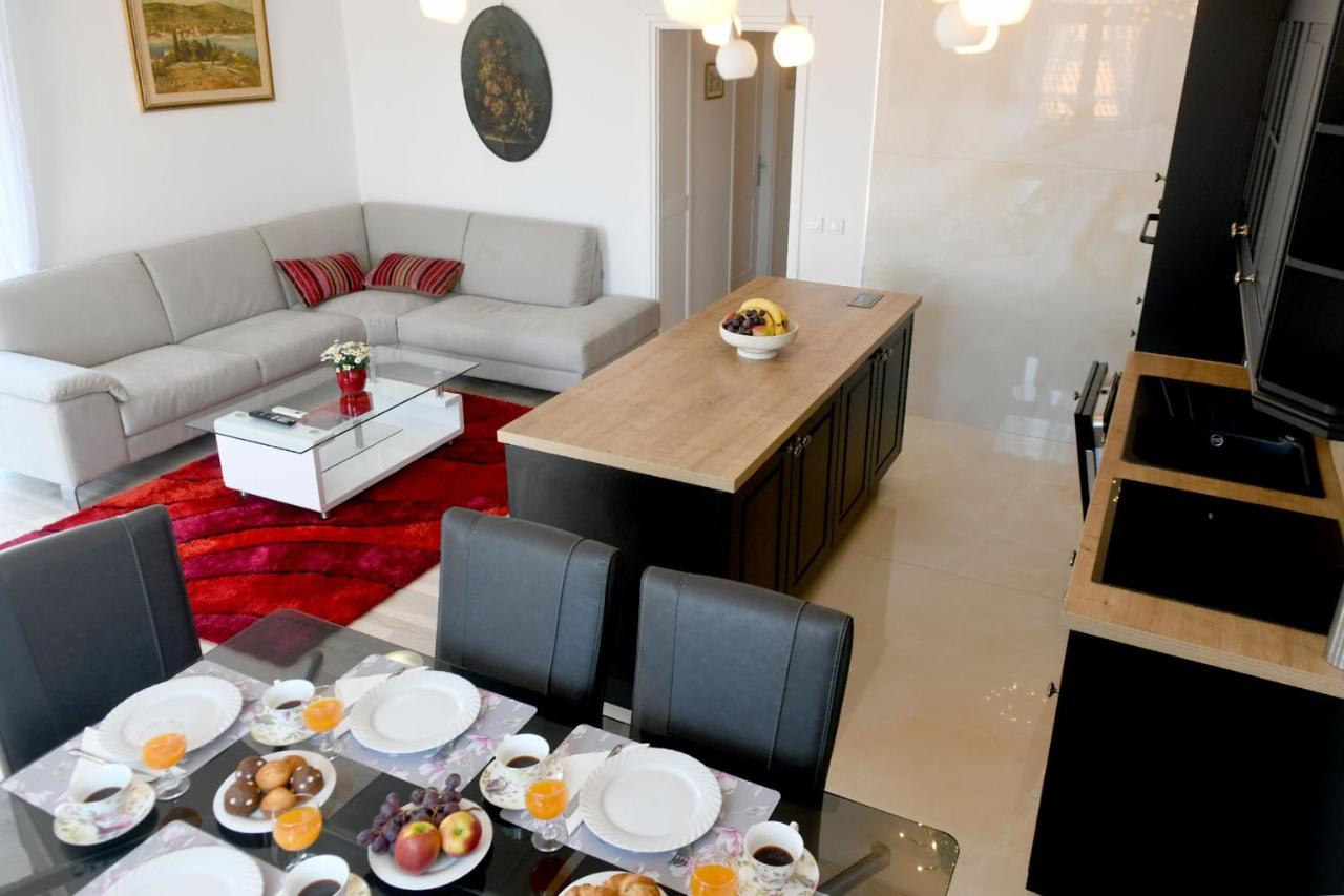 Divia Apartment 리예카 외부 사진